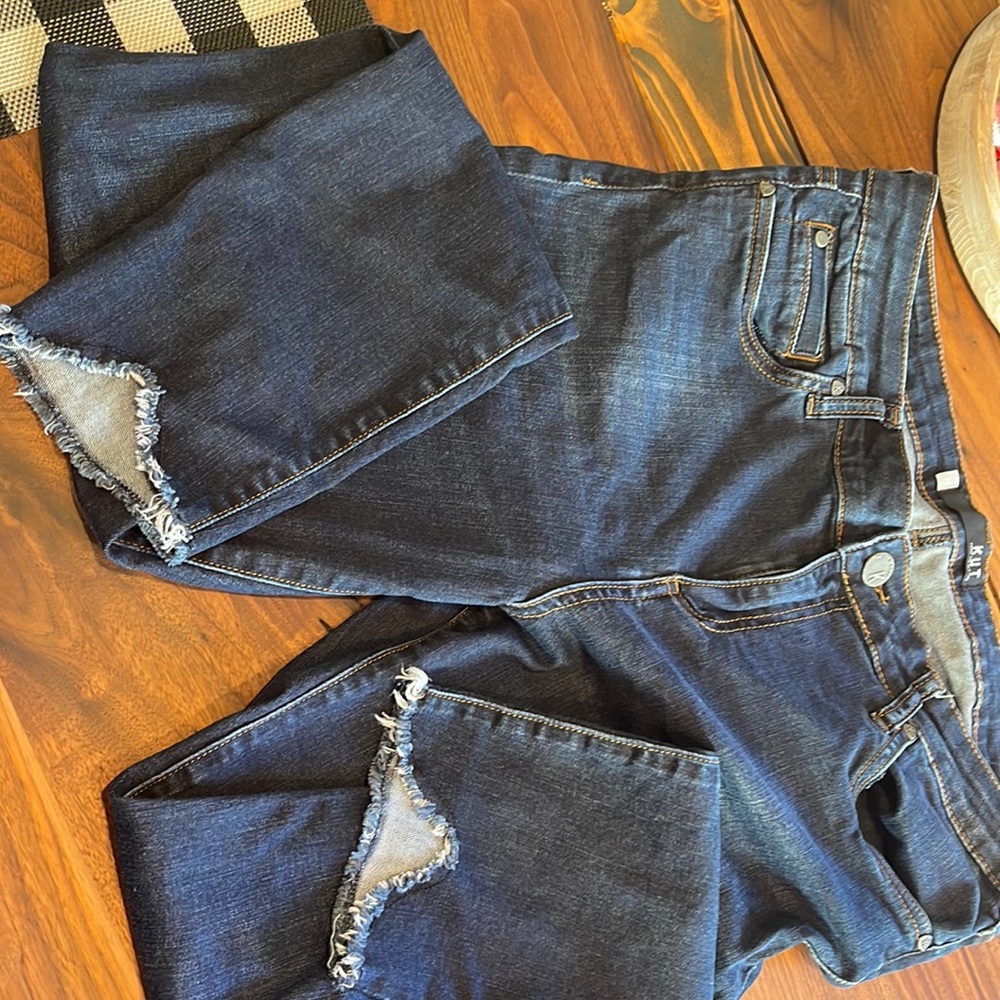 KUT from the KLOTH dark wash skinny jeans.